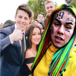 Capture 1 Take selfie with 6ix9ine android