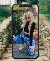Captura de Pantalla 6 Zoe LaVerne Wallpapers _2020 android