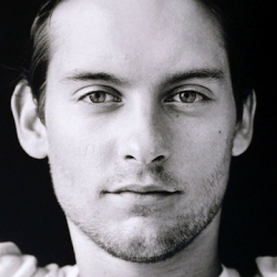 Captura 1 Tobey Maguire android