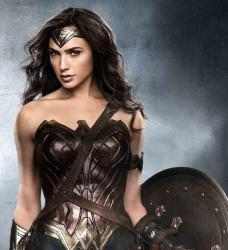 Capture 2 Gal Gadot Wallpapers HD android
